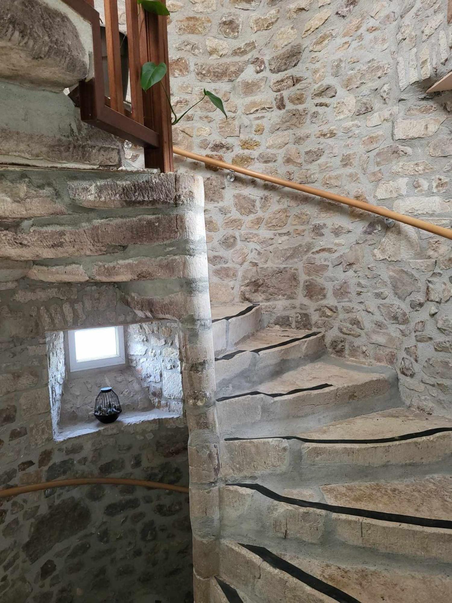 Auberge De La Vallee De La Douve L'Etang-Bertrand Exteriér fotografie